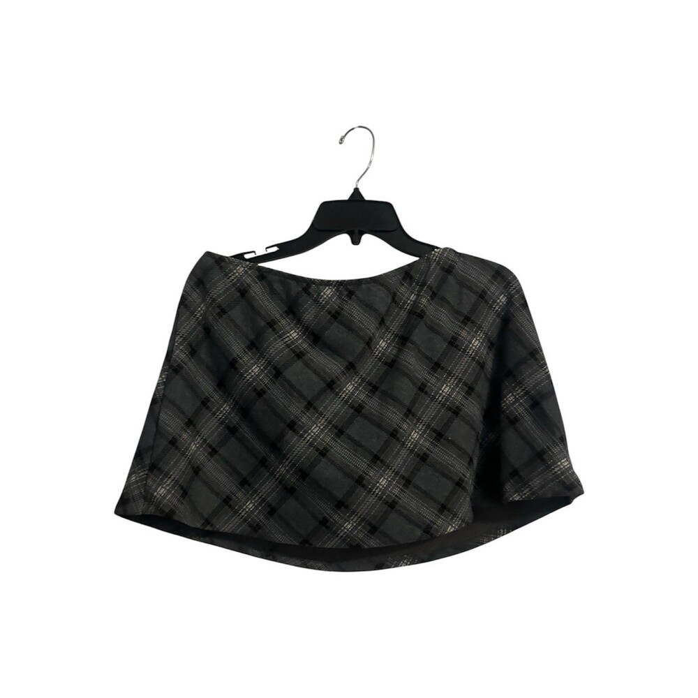 New
Women’s Grey
Plaid Skirt 
Shorts Under
Size M